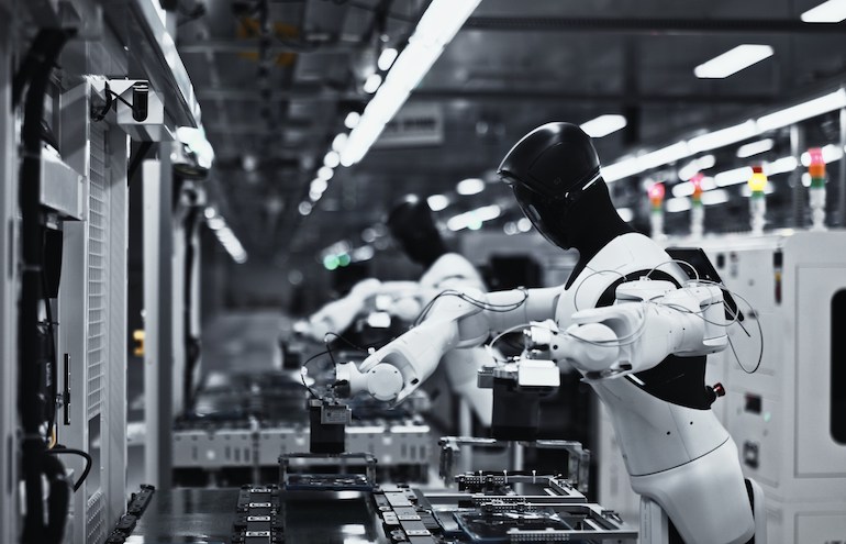 AGIBOT G2. The 15,000th robot rolls off the line