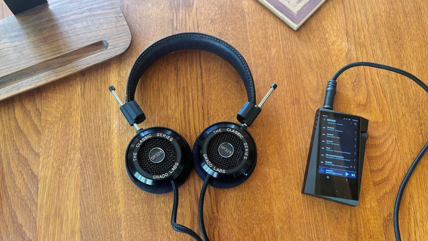 Grado SR325 Classic. The vintage wood twist on a hi-fi favourite