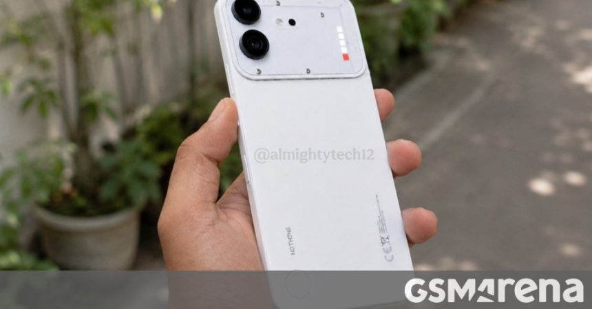 Nothing Phone (4b). Leaked images spill the specs before launch day