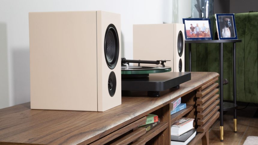 PSB iQ Series. All-in-one streaming speakers that gun for KEF's crown