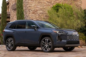 America's Hot Hybrid Summer. Why gas-electric cars are winning 2026