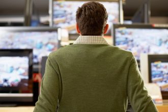 Buying a TV in Store. Five rookie mistakes that can wreck your next big screen purchase