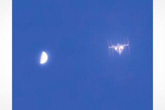 AJ Smadi Frames Venus and the ISS in a Single Impossible Shot