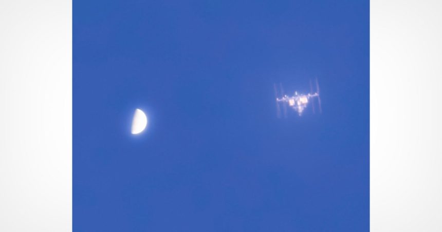 AJ Smadi Frames Venus and the ISS in a Single Impossible Shot