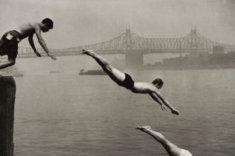 Portrait of a City. A century of American life through the lens