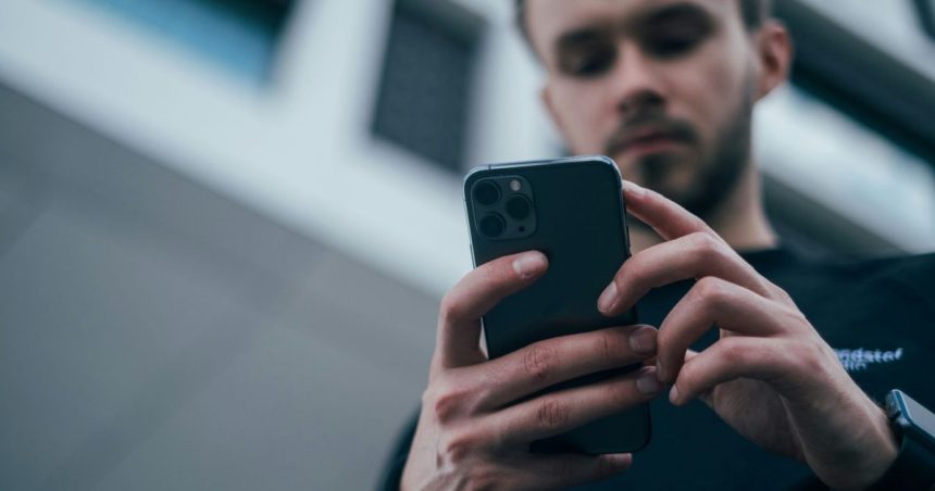 Fake News Sites. How AI-cloned publishers are draining your wallet