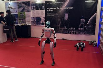 FCC Robot Import Ban. Washington Slams the Door on Foreign Humanoids