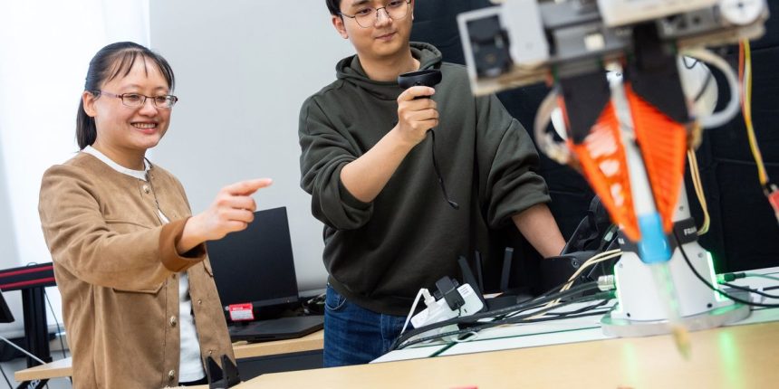 Diff-DAgger. How researcher Yen-Ling Kuo teaches robots to know when they're lost