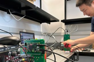 Cornell Tech Optical Receiver. Beaming AI models onto chips with light