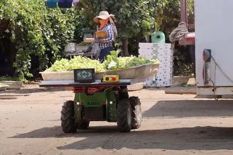 Field Robotics. Why the toughest robots skip the infrastructure entirely