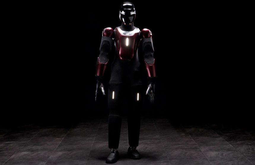 Gene.01. The humanoid that feels you coming before you touch it