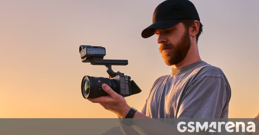 Sony FX5. The compact cinema camera that plays like a full-scale rig