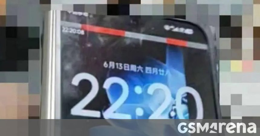 Xiaomi Mix Fold 5. The foldable that skips the Snapdragon wait