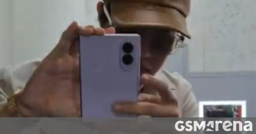 Samsung Galaxy Z Fold8. A BTS star hands us the best pre-launch look yet