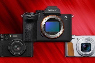 Canon PowerShot SX740 HS and G7X III. Old Compacts That Refuse to Die