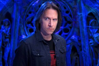 Warframe. Matt Mercer joins the arsenal as Chimera Warframe Brysko