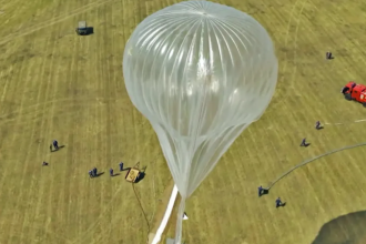 Aerostar Thunderhead. The stratospheric mothership that hatches solar drones
