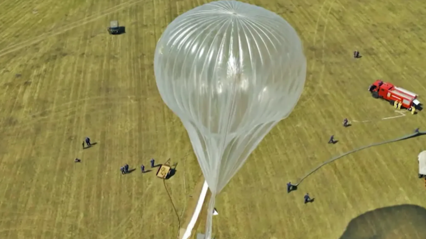 Aerostar Thunderhead. The stratospheric mothership that hatches solar drones
