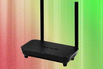 Nyrius Phoenix Home True 4K60. The wireless HDMI kit that hides your cable chaos
