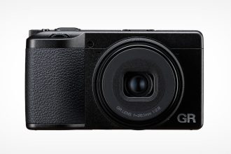 Ricoh GR IVx. A 40mm companion for the street shooter's pocket