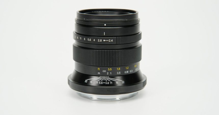 Zhong Yi Pittura 30mm f/2.4. Fast wide glass for medium format shooters