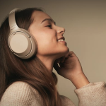 Winamp Player. The nostalgic name returns to shake up streaming