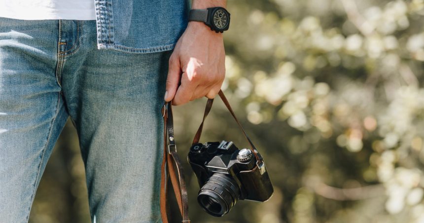 Aviva Study. Why Leaving Your Camera Alone in Public Is a Costly Gamble