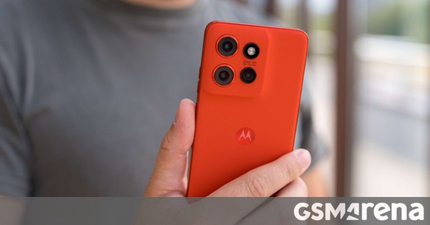 Motorola Edge 70 Neo. The phone that leaked itself through a beta signup