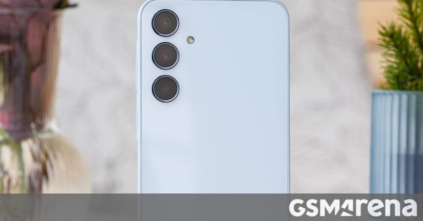 Samsung Galaxy A35 and A56. Beta software may arrive out of order