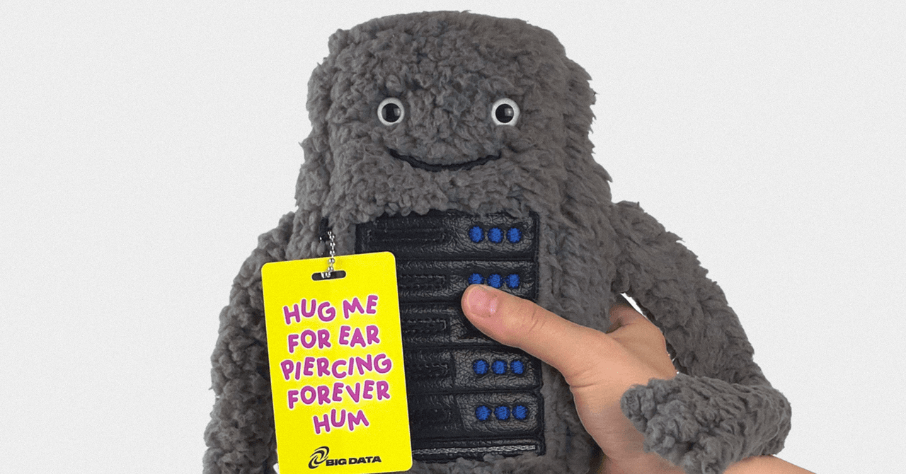 Big Data Bezzy. A plush server rack that screams like a real data center