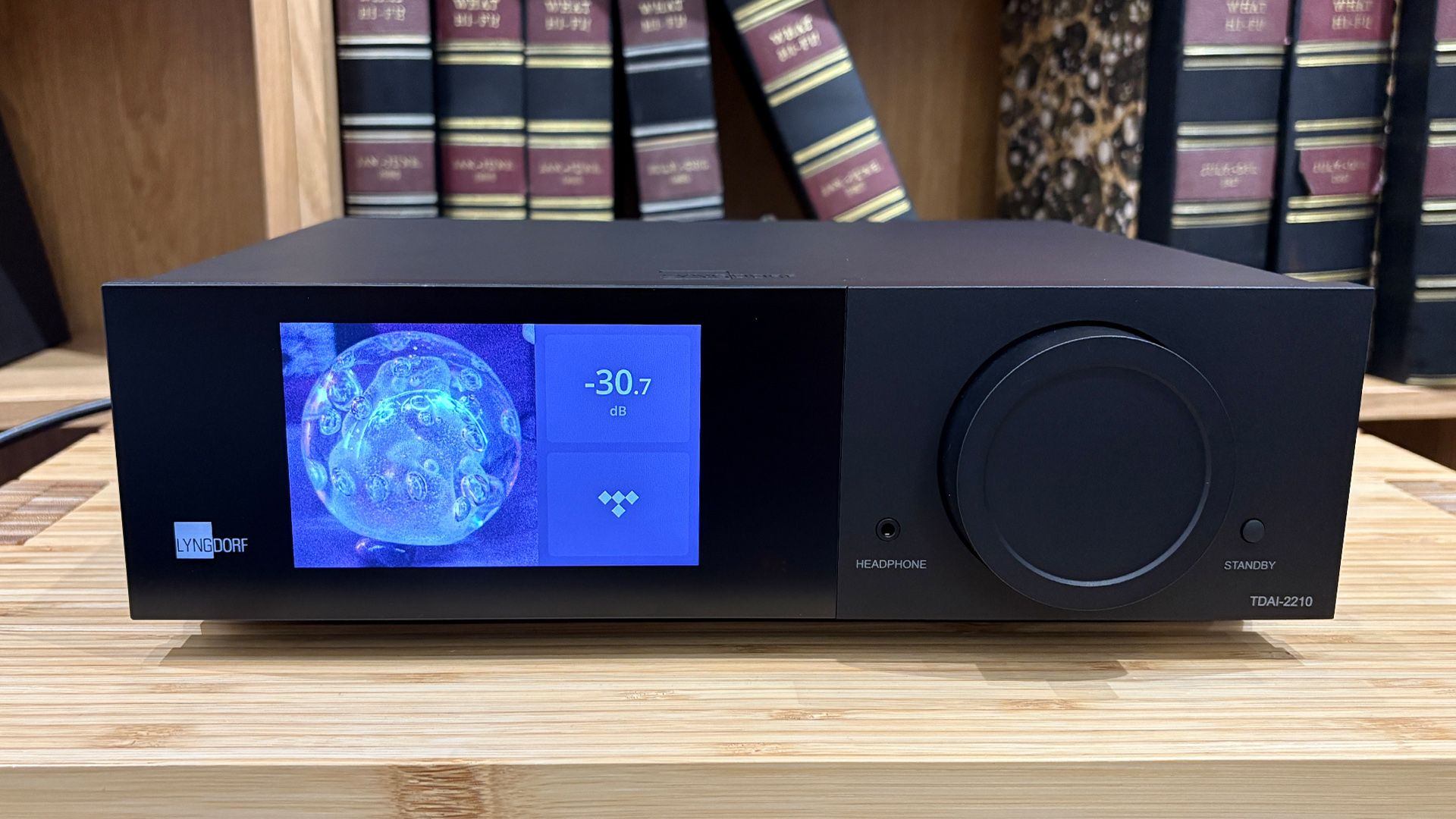 Lyngdorf TDAI-2210. The streaming amp that never leaves the digital domain