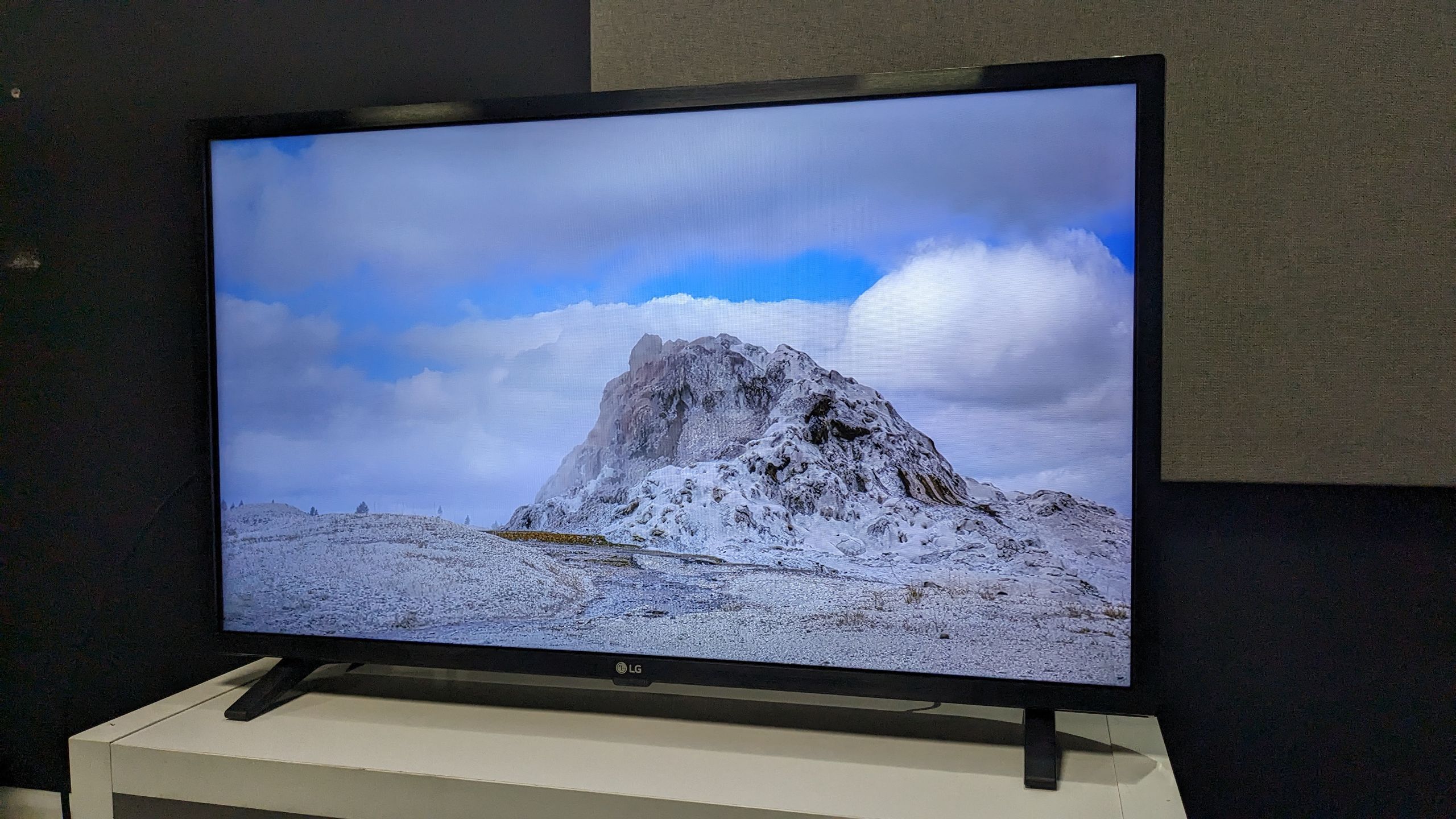 Omdia TV cost data. Chips now rival the panel as the priciest part of cheap TVs